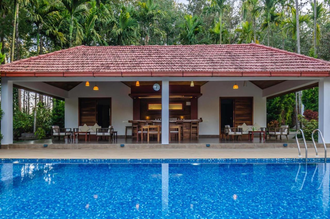 Stayvista At Tall Silver With Infinity Pool & Breakast Madikeri Buitenkant foto