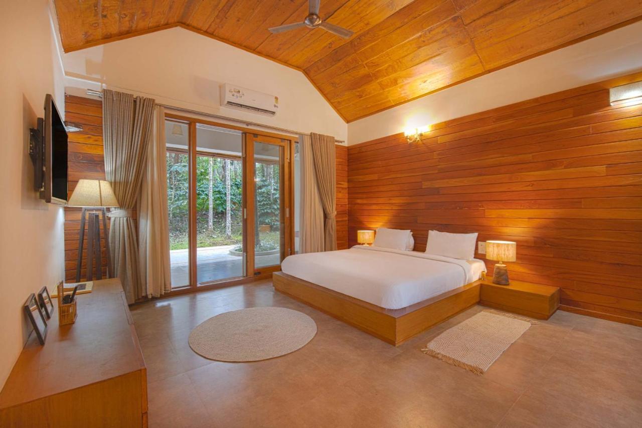 Stayvista At Tall Silver With Infinity Pool & Breakast Madikeri Buitenkant foto